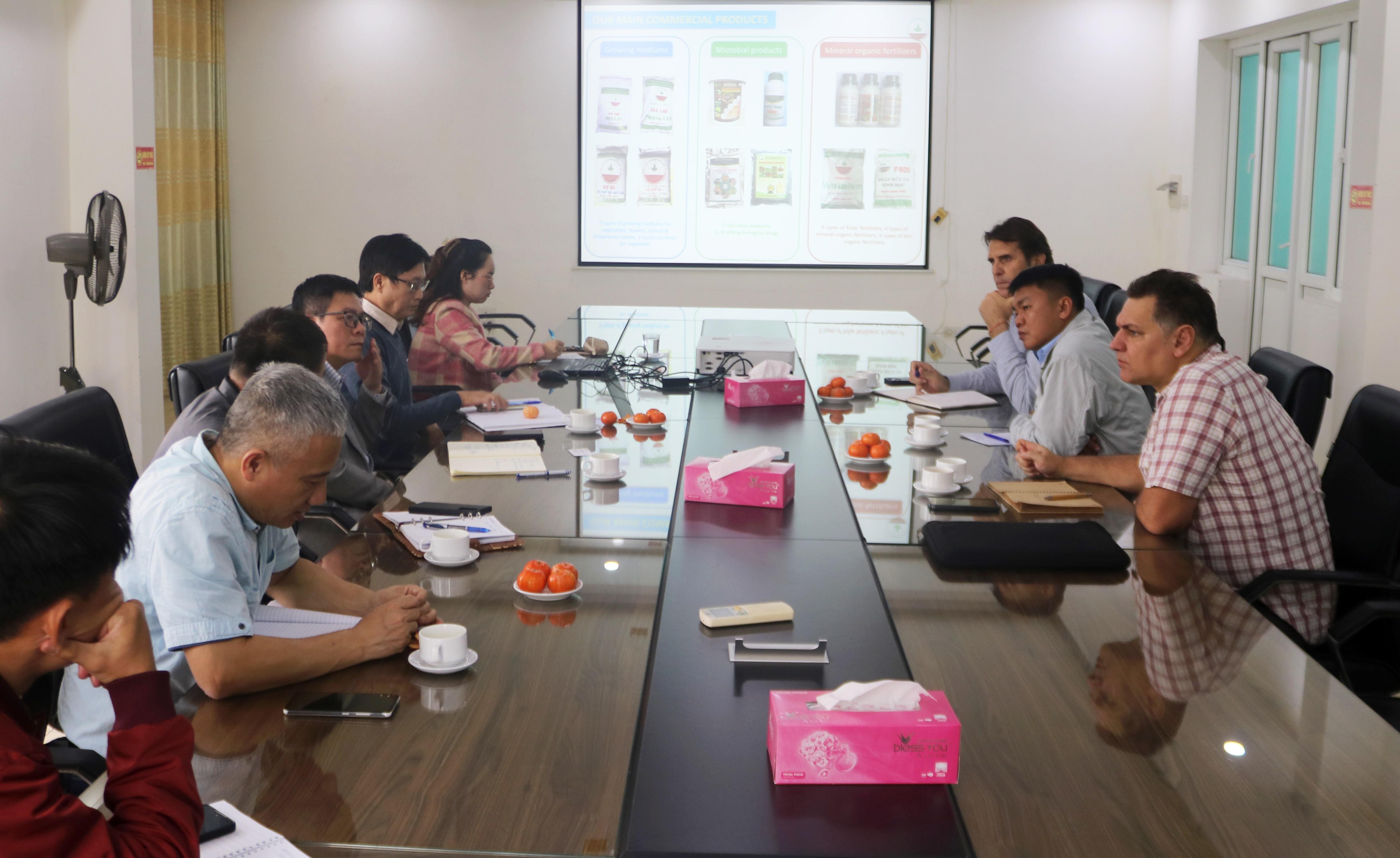 Trao đổi, chia sẻ kinh nghiệm về tín chỉ carbon và tài chính xanh trong nông nghiệp